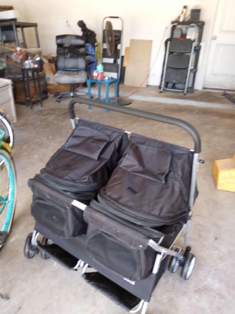 Margarita Ville Bikes His And Hers And Dog Stroller