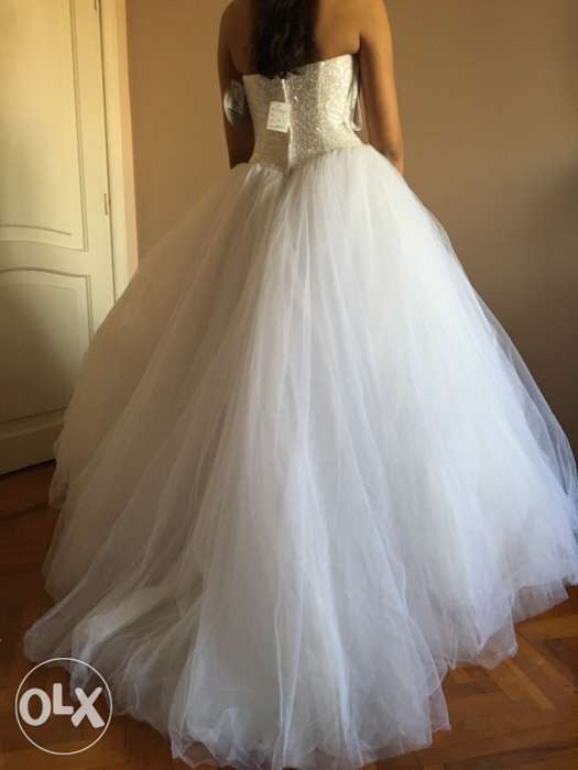 David’s bridal wedding gown