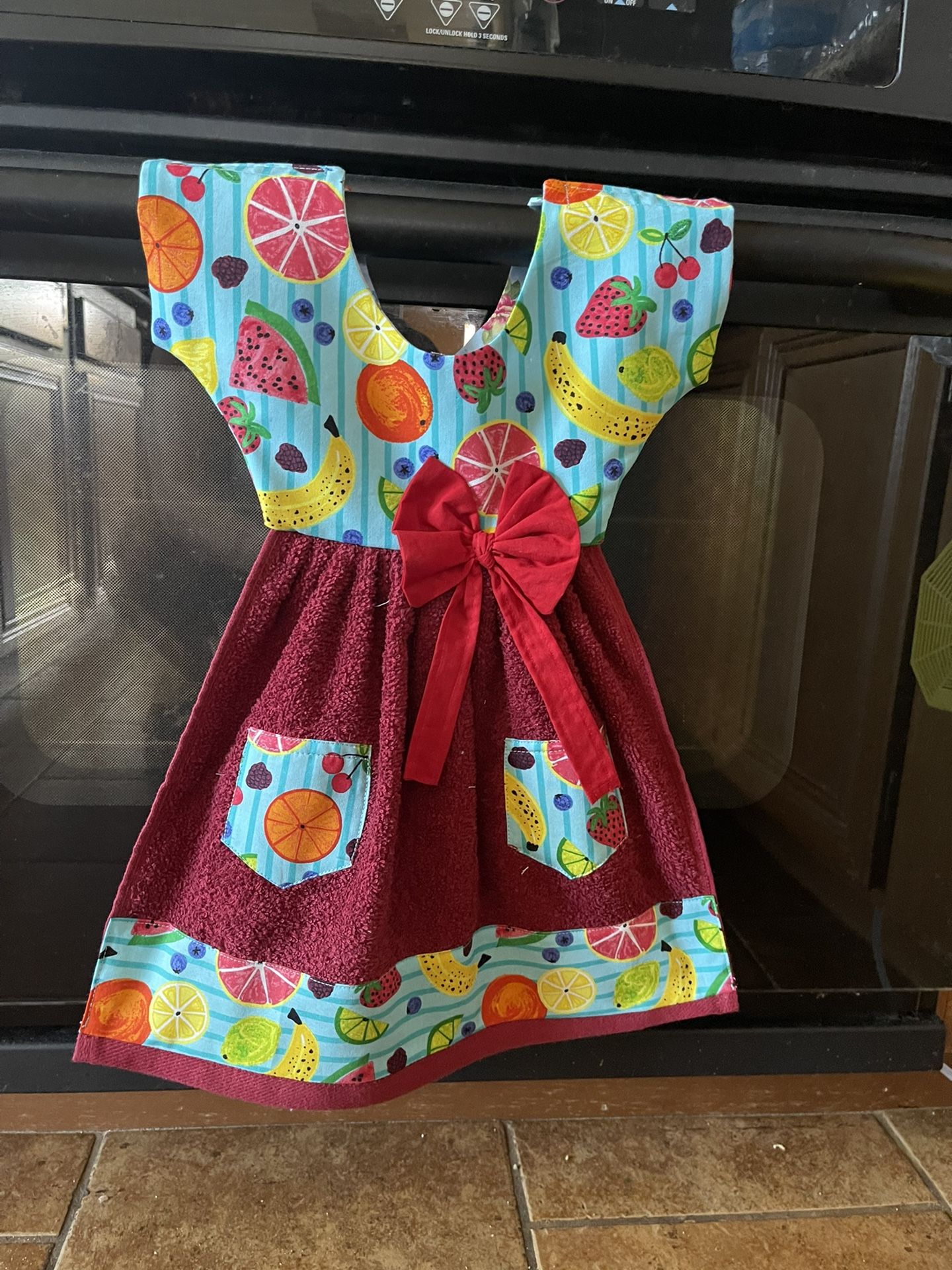 Homemade Kitchen Towels To decorate Your Oven Or Any Wall