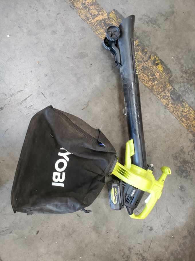 Ryobi 40volt lithiumion cordless leaf vacuum/mulcher with 4.0 ah