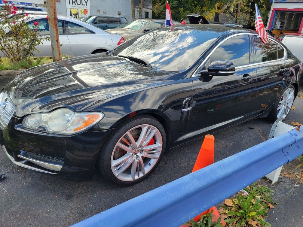 2010 Jaguar XF