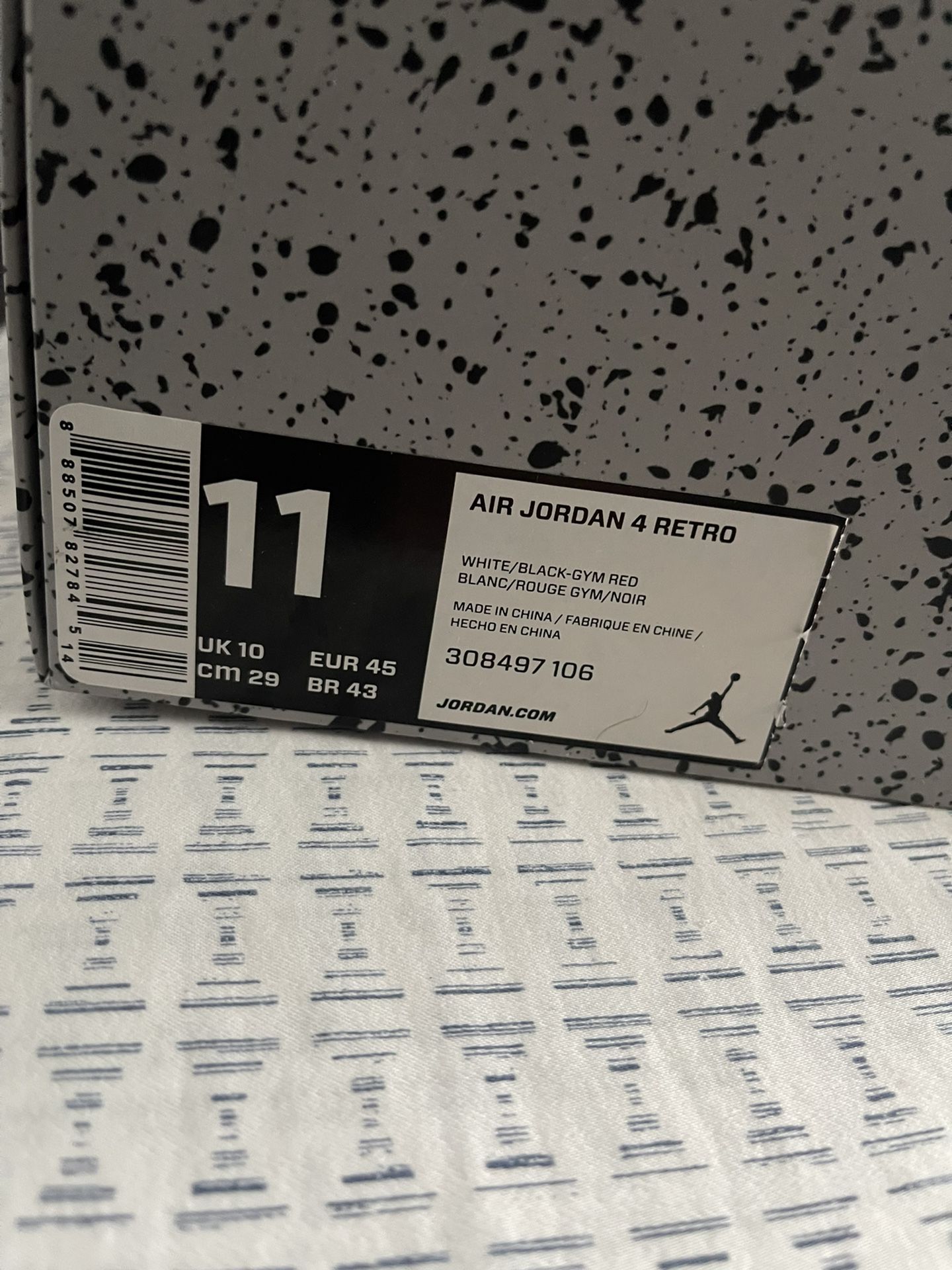 Jordan 4s Retro