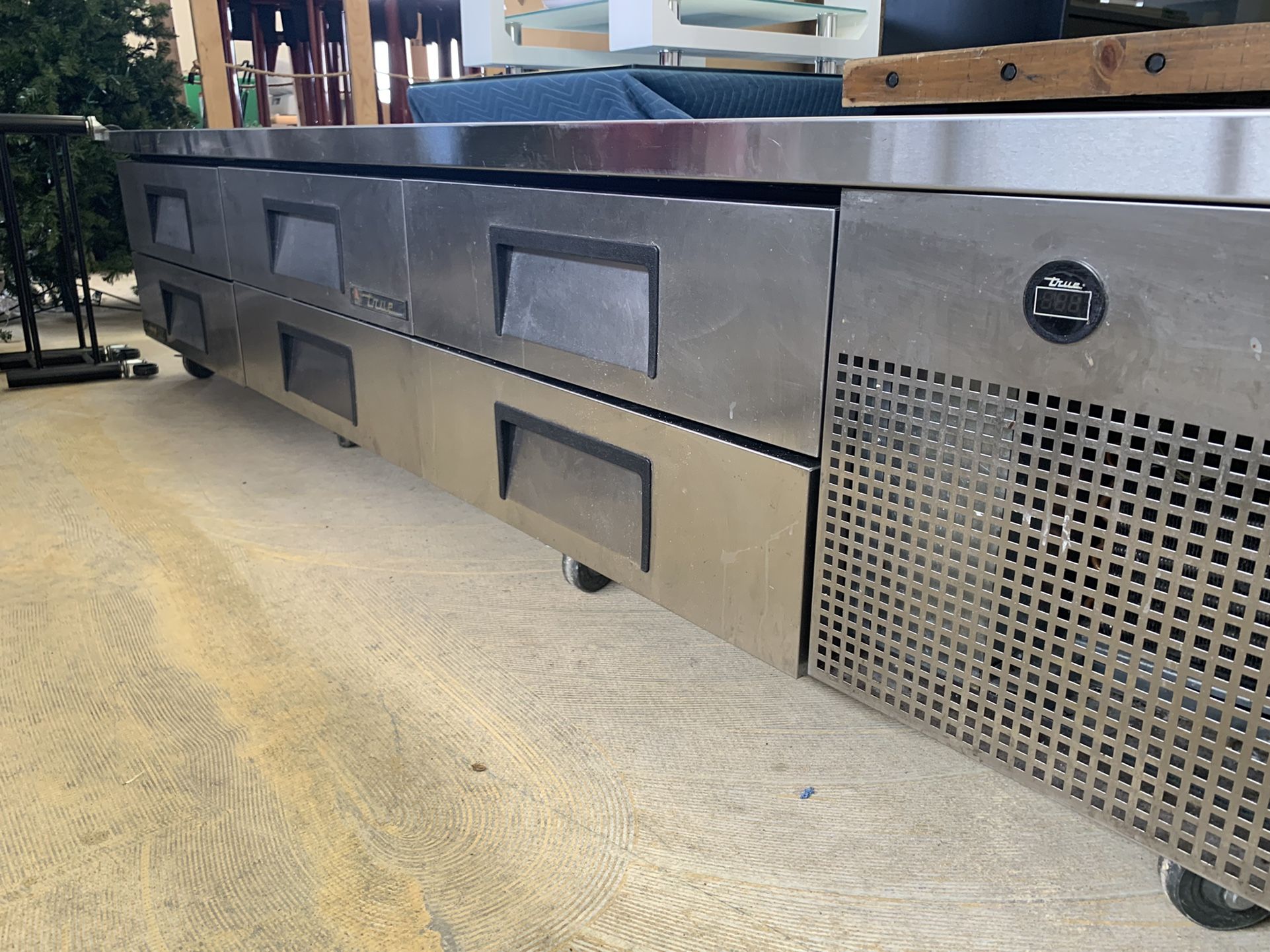 True 6 drawer Undercounter Commercial Cooler