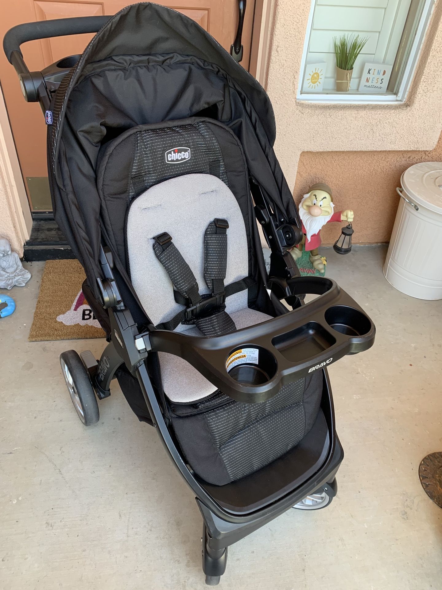 Chicco bravo LE trio travel system