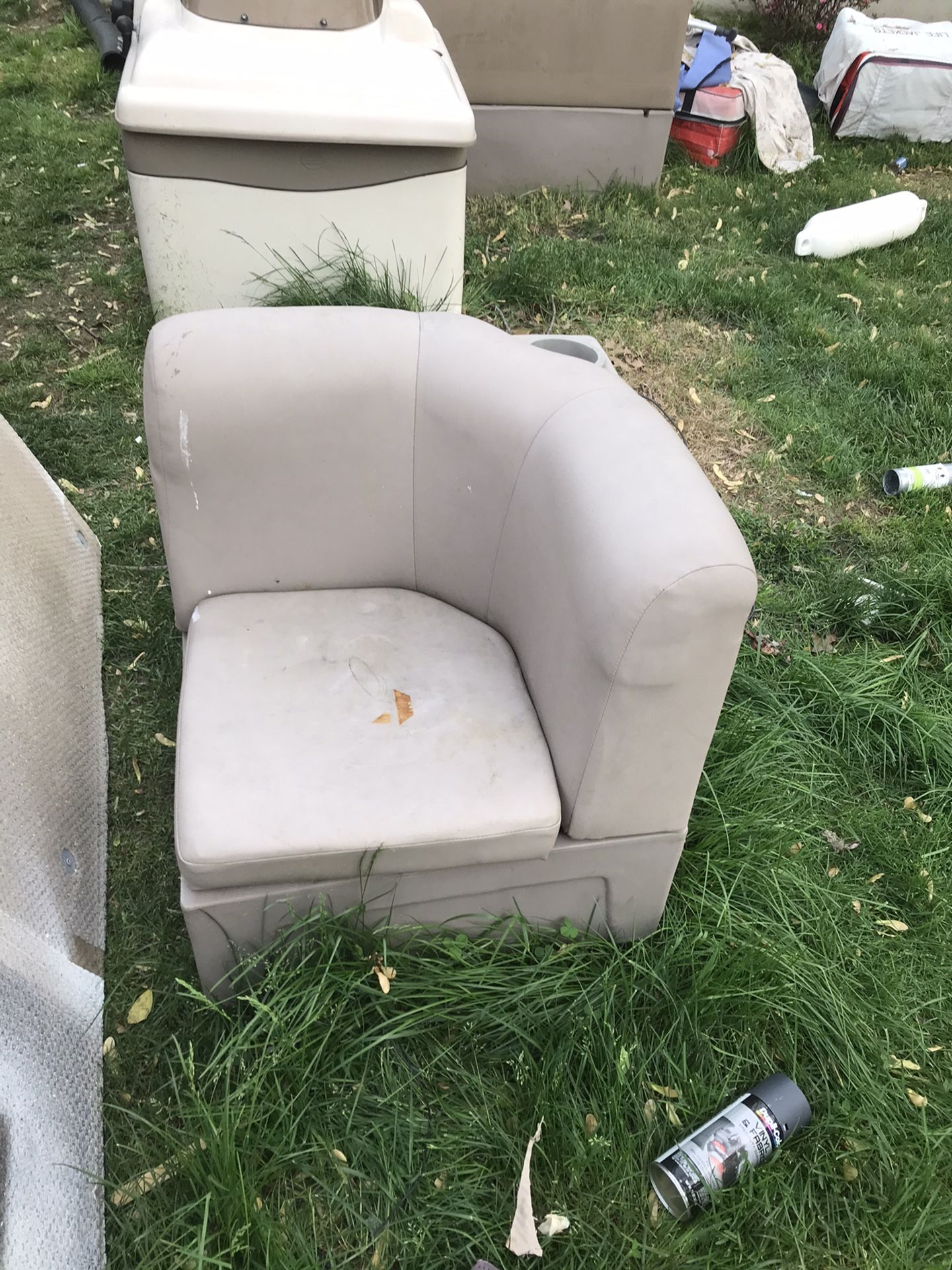 Pontoon Boat seats, Console, and Bench’s $500 OBO