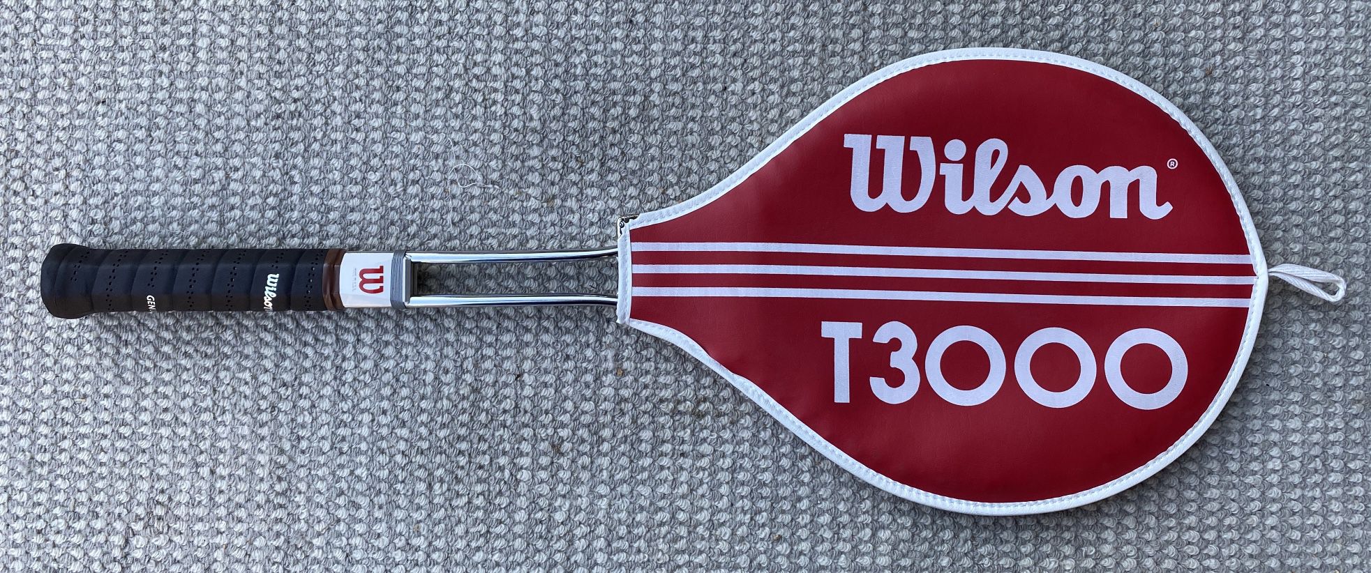 Wilson T300 Tennis Racket