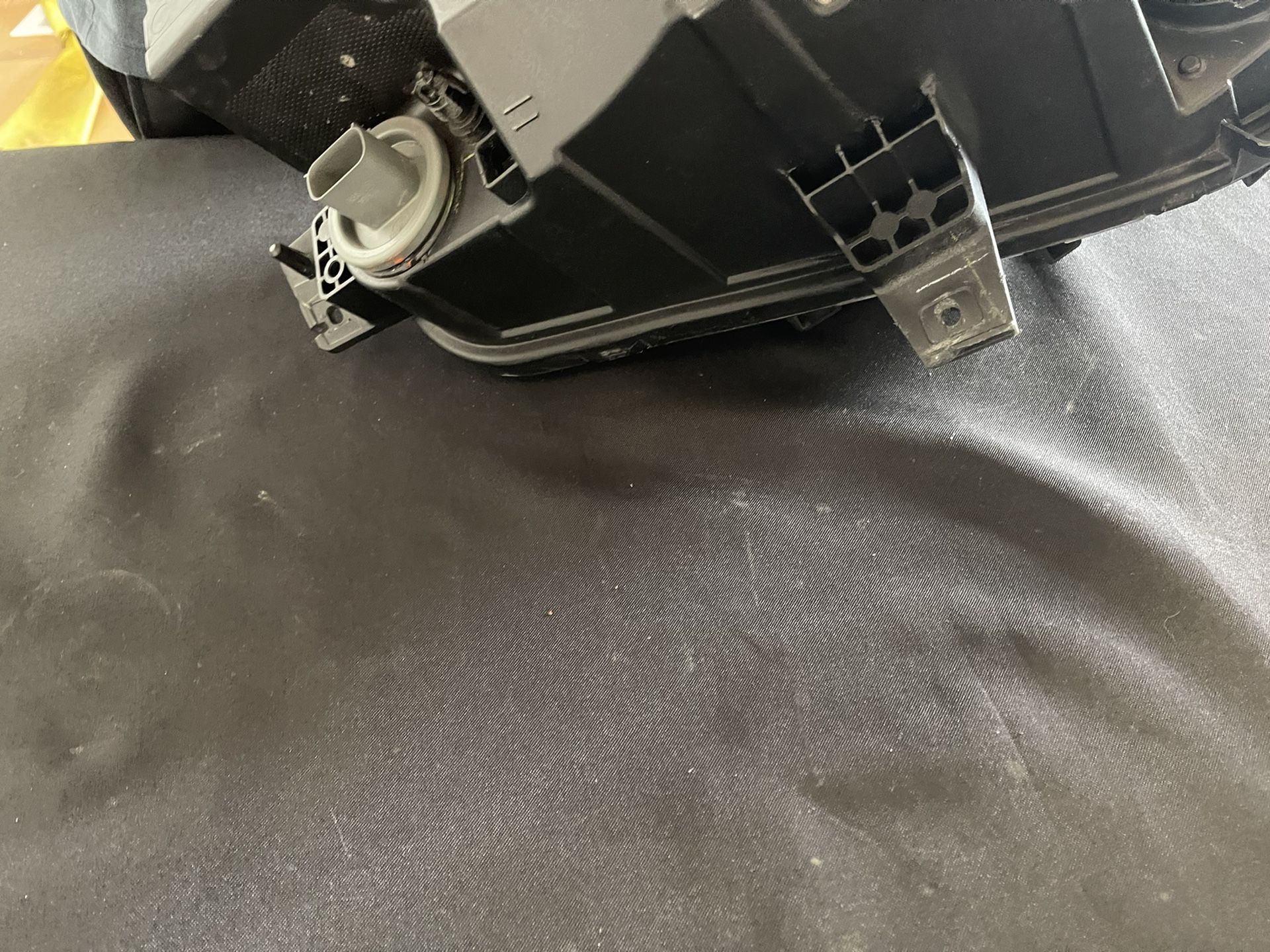 chevy camaro 2019-2021 lh headlight