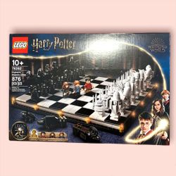 Lego harry potter Hogwarts wizard chess set 76392 Thumbnail