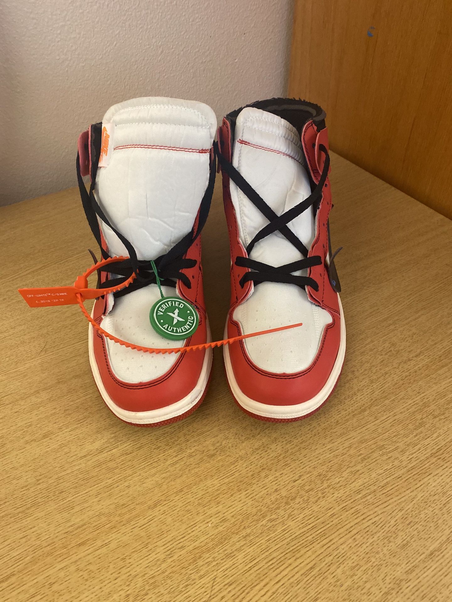 Jordan 1 Retro High Off-White Chicago