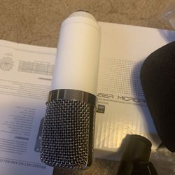 Brand New Professional Condenser Microphone Thumbnail