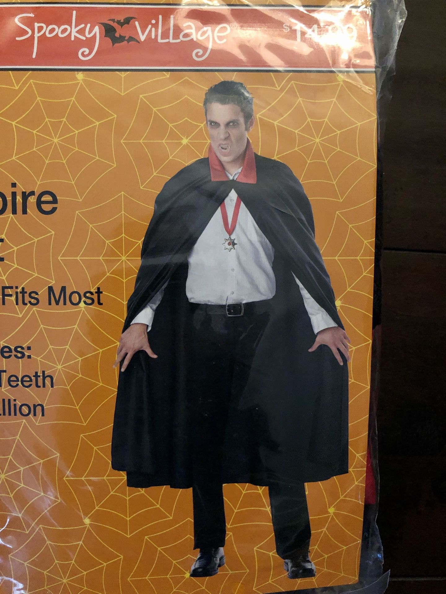 Brand New Halloween Vampire kit—Cape, Teeth and Medallion