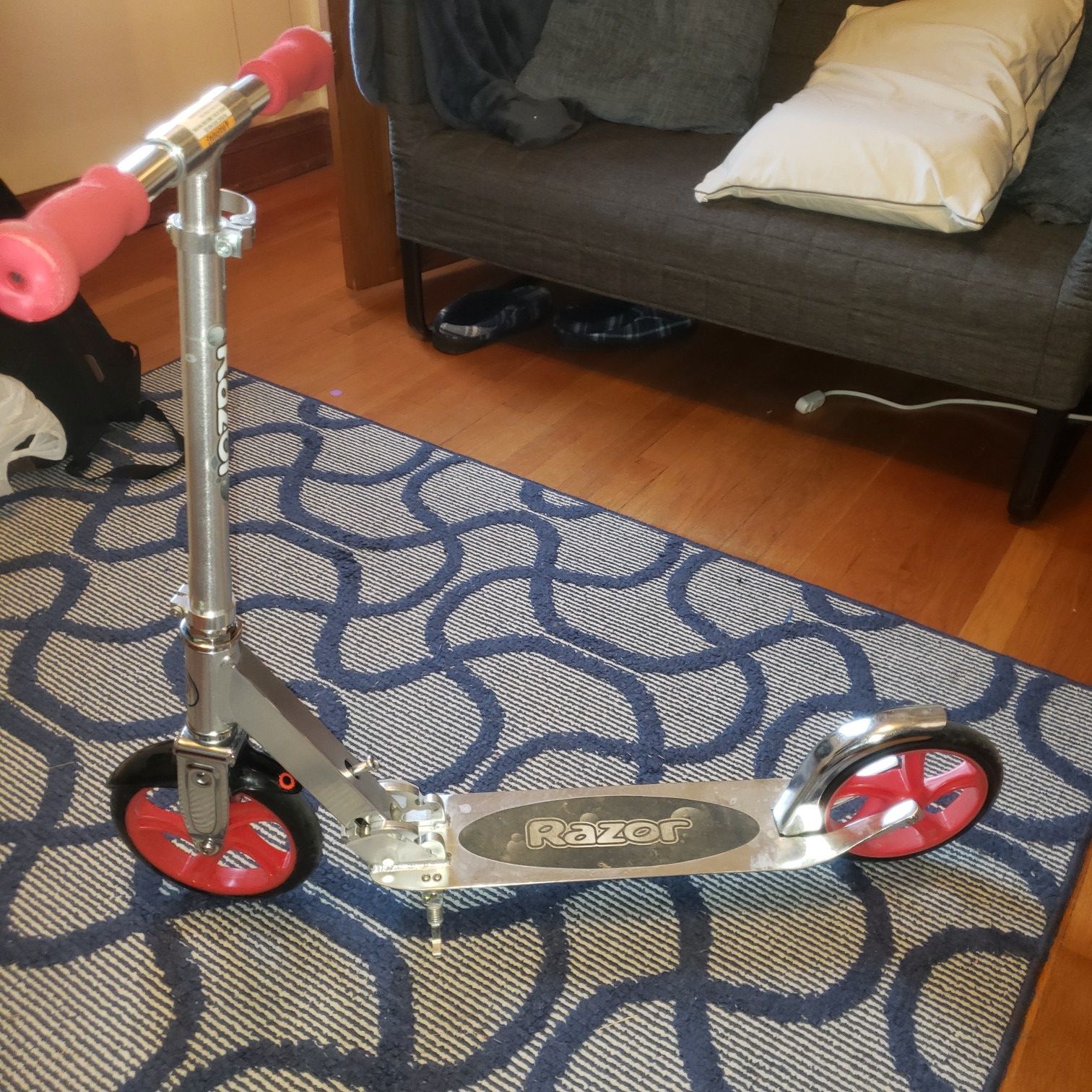 Razor scooter