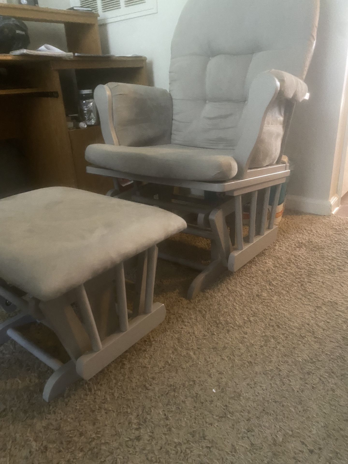 Rocking Chair (new)