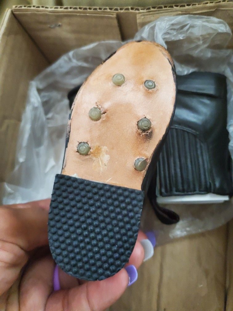 Black Leather Boots Size2