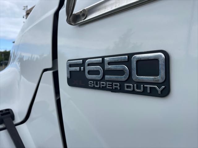 2005 Ford Super Duty F-650 Straight Frame