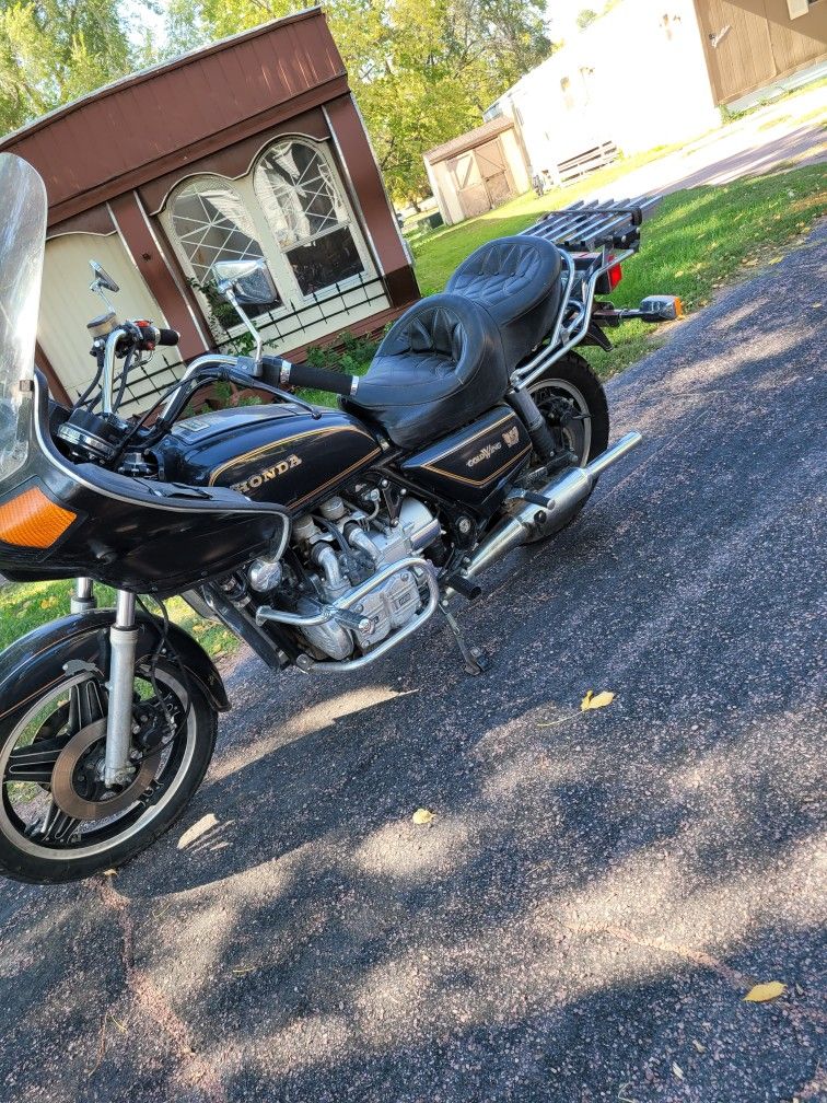 1981 honda goldwing