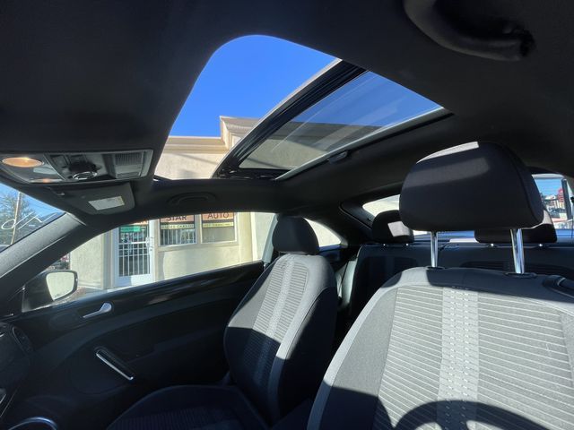 2013 Volkswagen Beetle