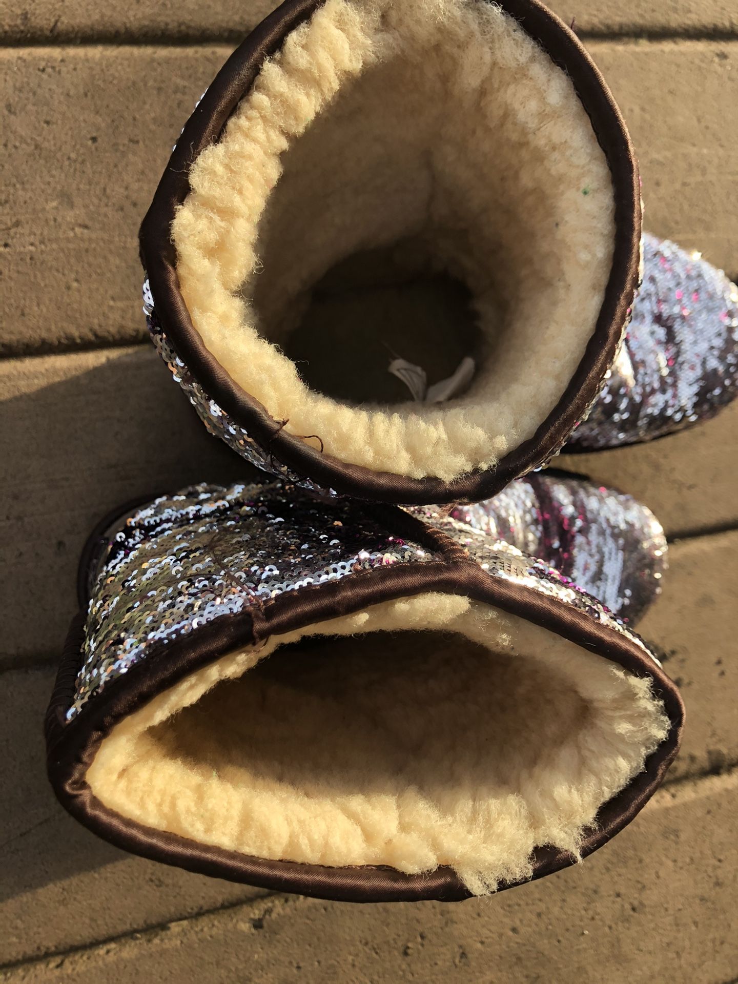 Ugg classic sequin boots size 8