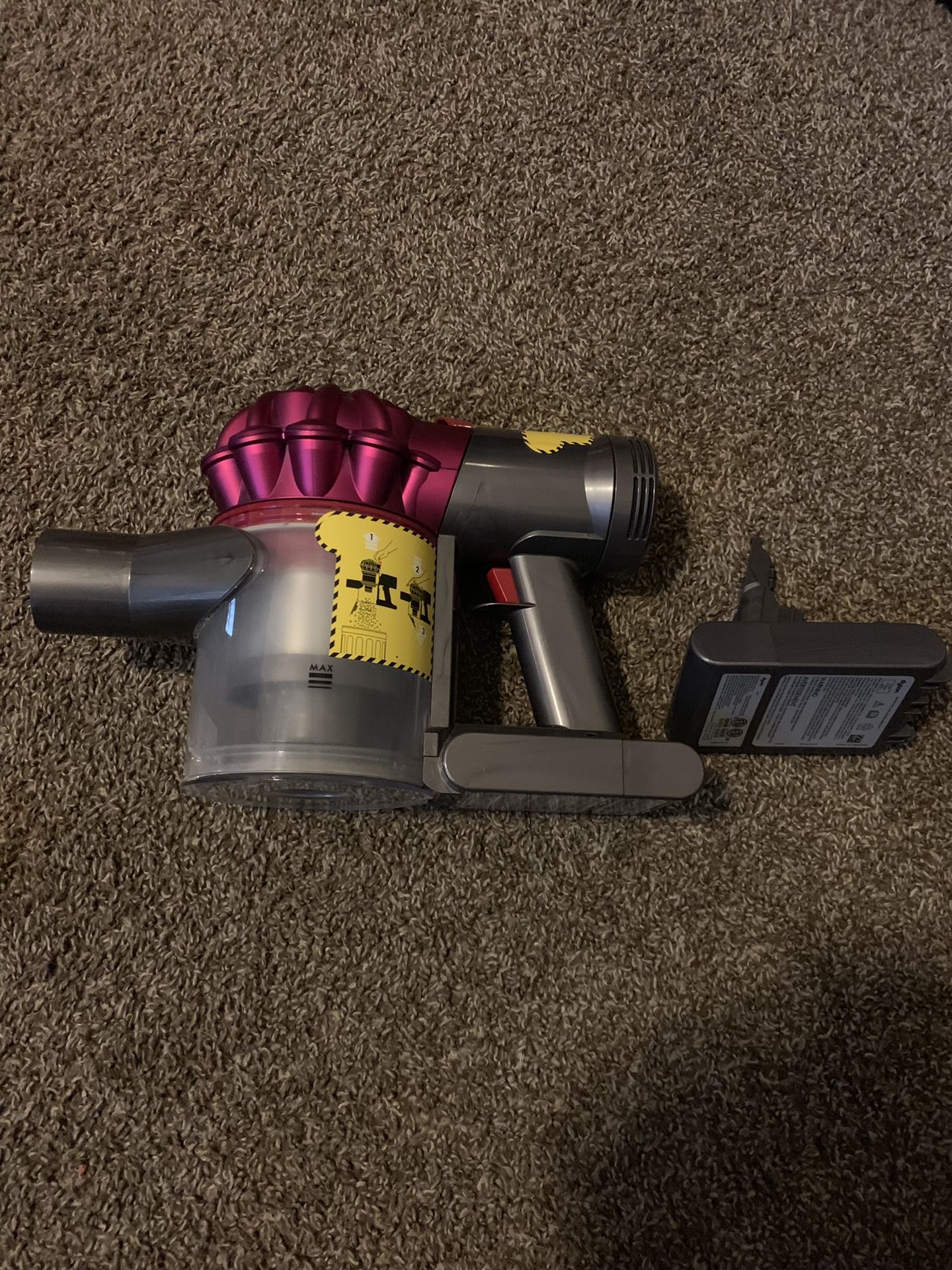 Dyson V7 Motörhead for Sale in Lee's Summit, MO OfferUp