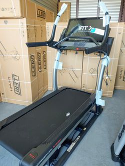 FREE DELIVERY  ⭐   NordicTrack X32I  Treadmill  💥 40% Incline!! 🎄 $1000 OFF RETAIL  ⭐ Thumbnail