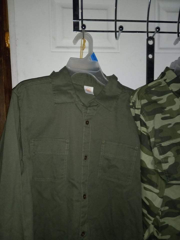 New Long Sleeve Button-down Shirts Have Sizes 10 12 14 16 And 18 In Green And Camo Have Sizes 6 /7 10/ 12 And 18 In Blue