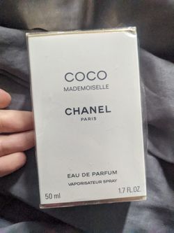 Coco Chanel And Donna Karen Cashmere Mist perfumes And Mists Thumbnail