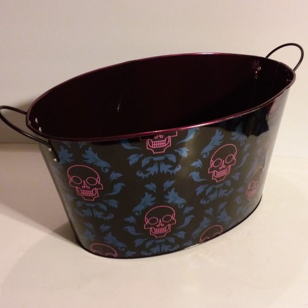 Skull Metal Bin
