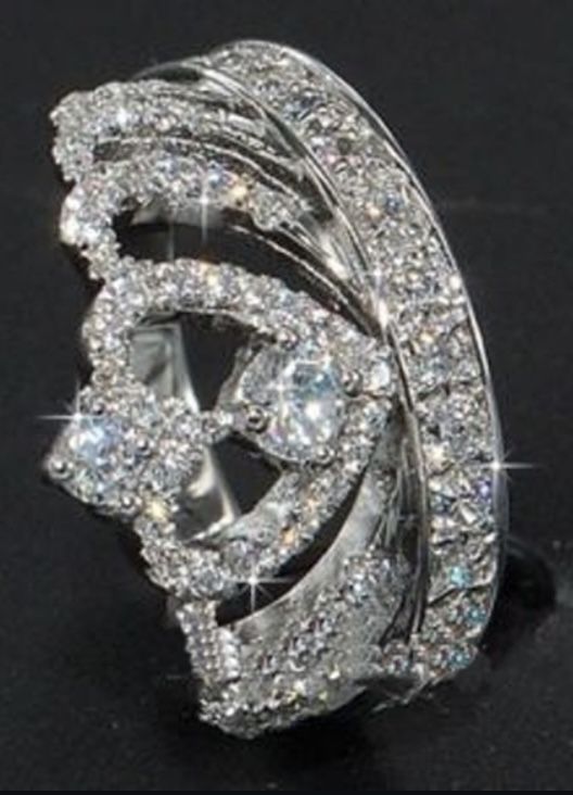 New crown cubic zirconium silver plated ring size 7
