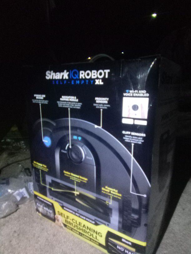 Shark IQ Robot Self-Empty XL