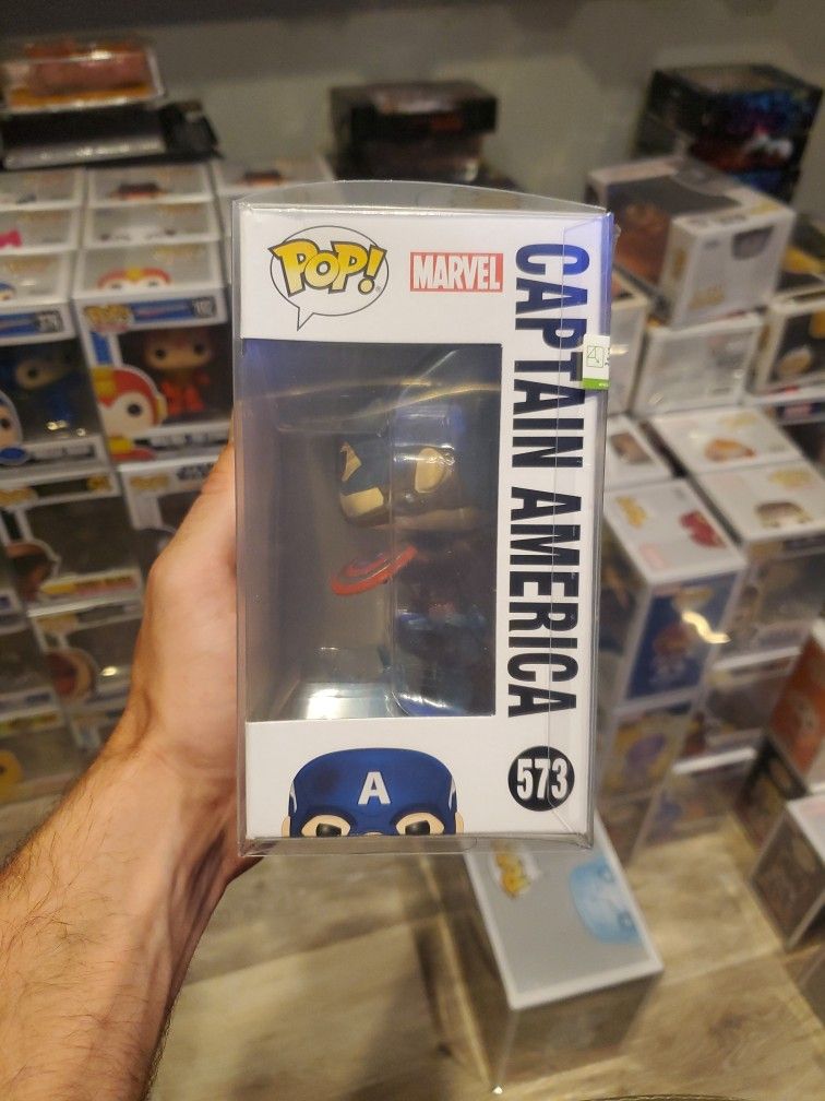 Funko Pop! Marvel Avengers Captain America 573