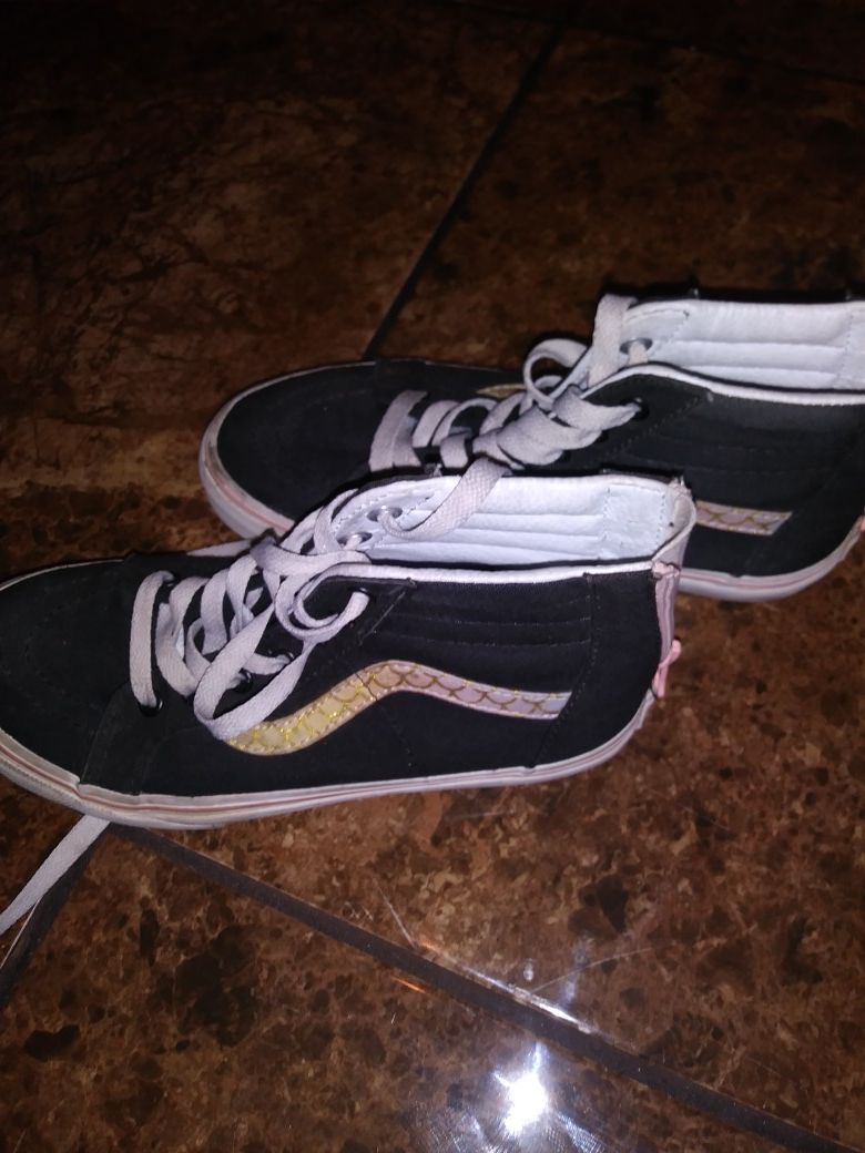 Size 3 youth Vans
