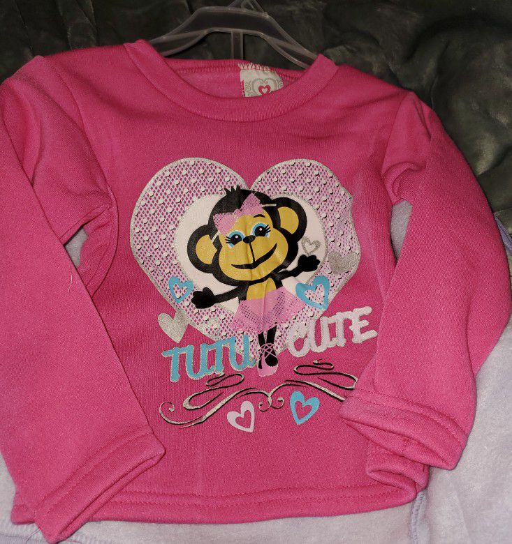 Hoodie and sweatshirt combo for size 3T BEST OFFER