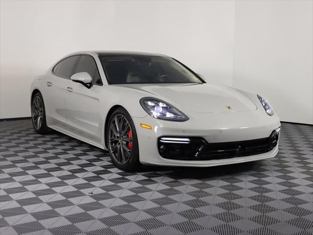 2018 Porsche Panamera