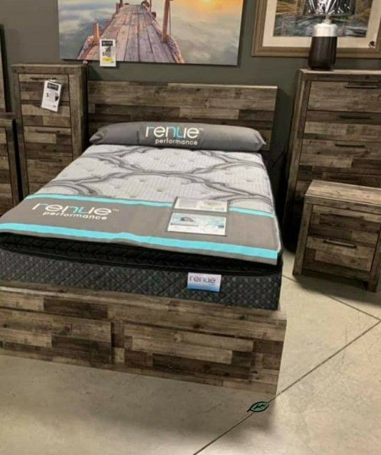 $39 DOWN Payment Derekson Gray Footboard Storage Platform Bedroom Set | B200