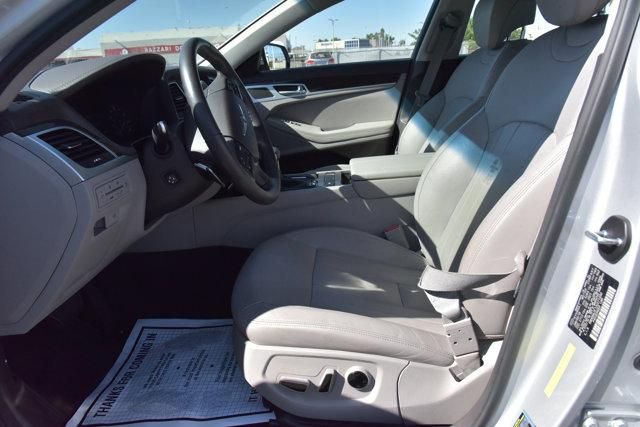 2018 Genesis G80