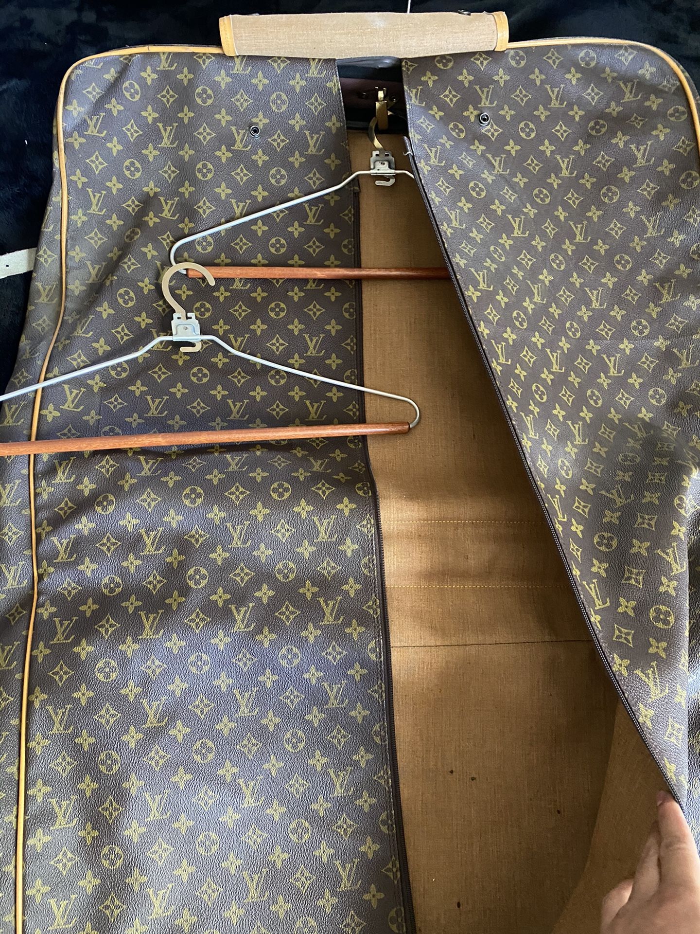 Louis Vuitton Garment Cover