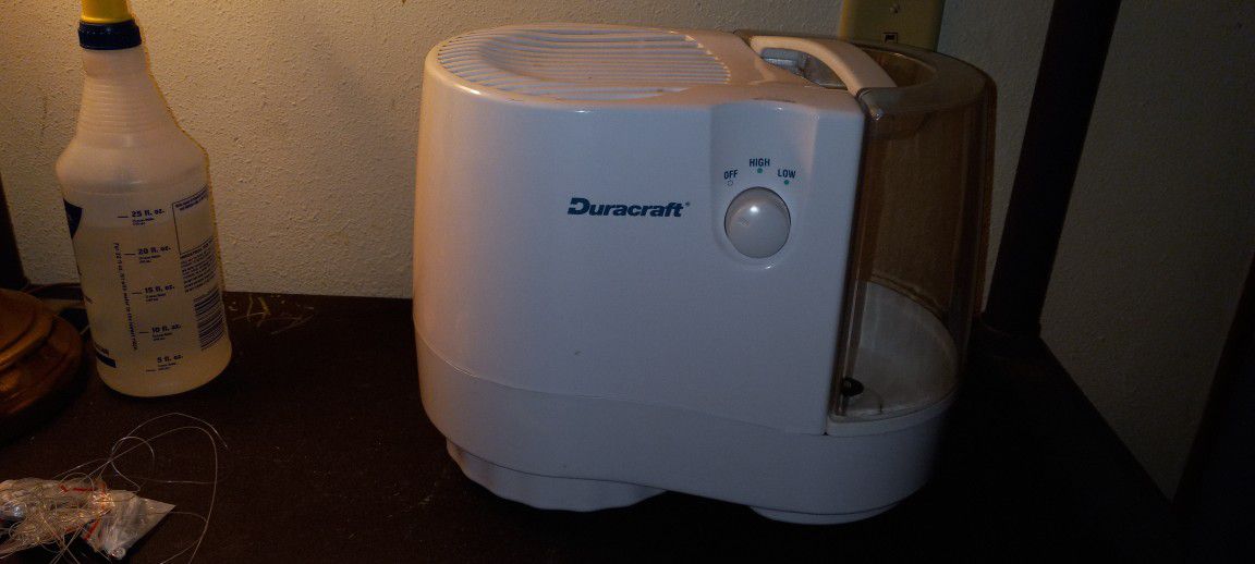 Duracraft  Humidifier 