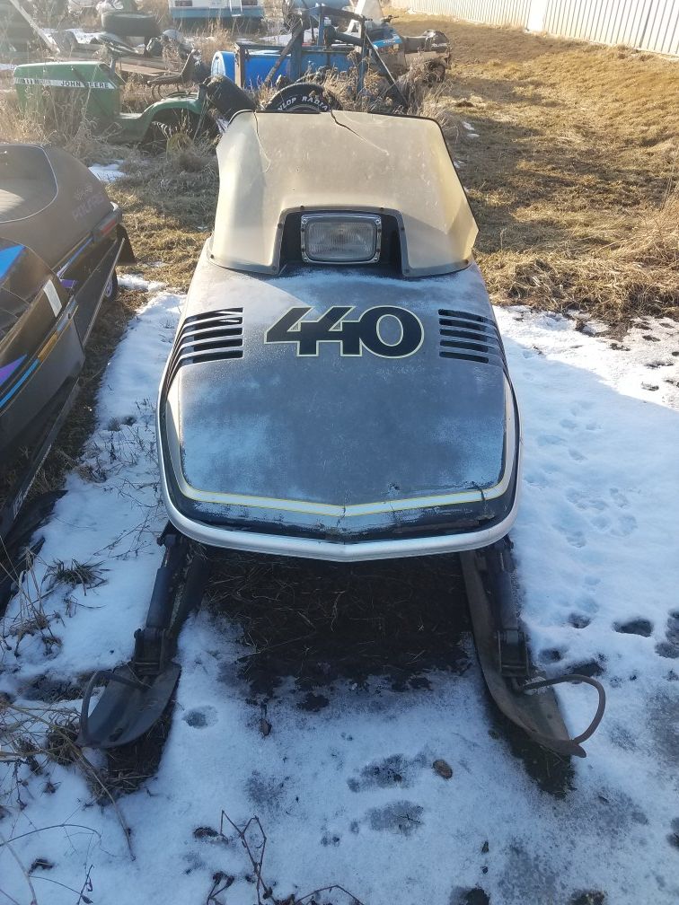 John Deere 440 Snowmobile for Sale in Hinckley, IL OfferUp