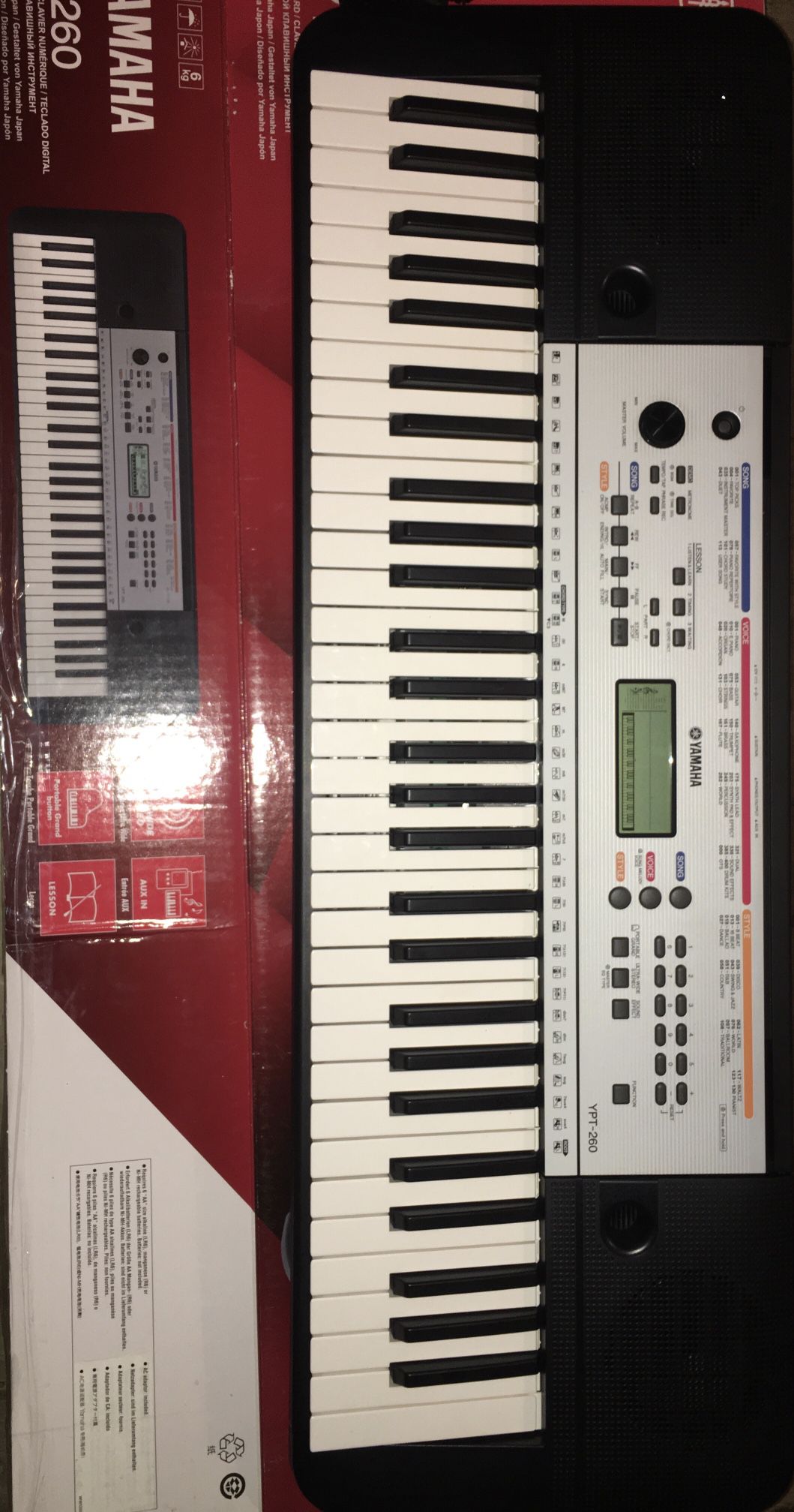 Yamaha YPT-240 Keyboard 