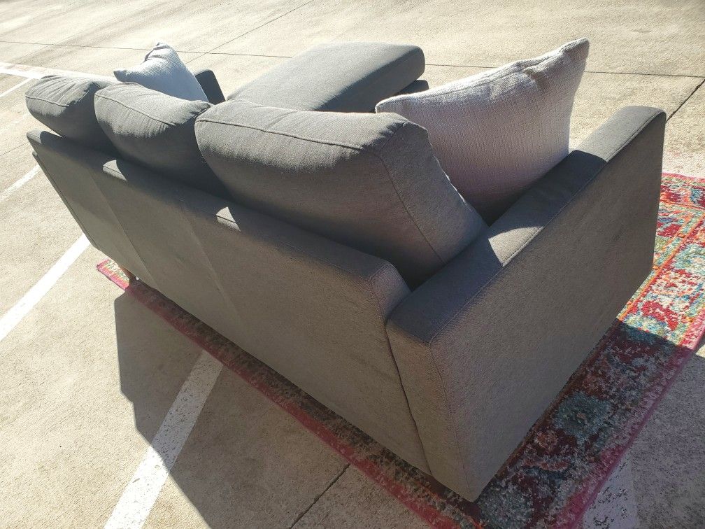 LIKE NEW Grey / Gray Mid-Century Modern Sectional Sofa - ( DELIVERY +$30 )