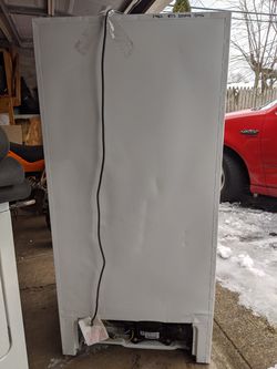 Kenmore Frost Free Commercial Upright Freezer Thumbnail
