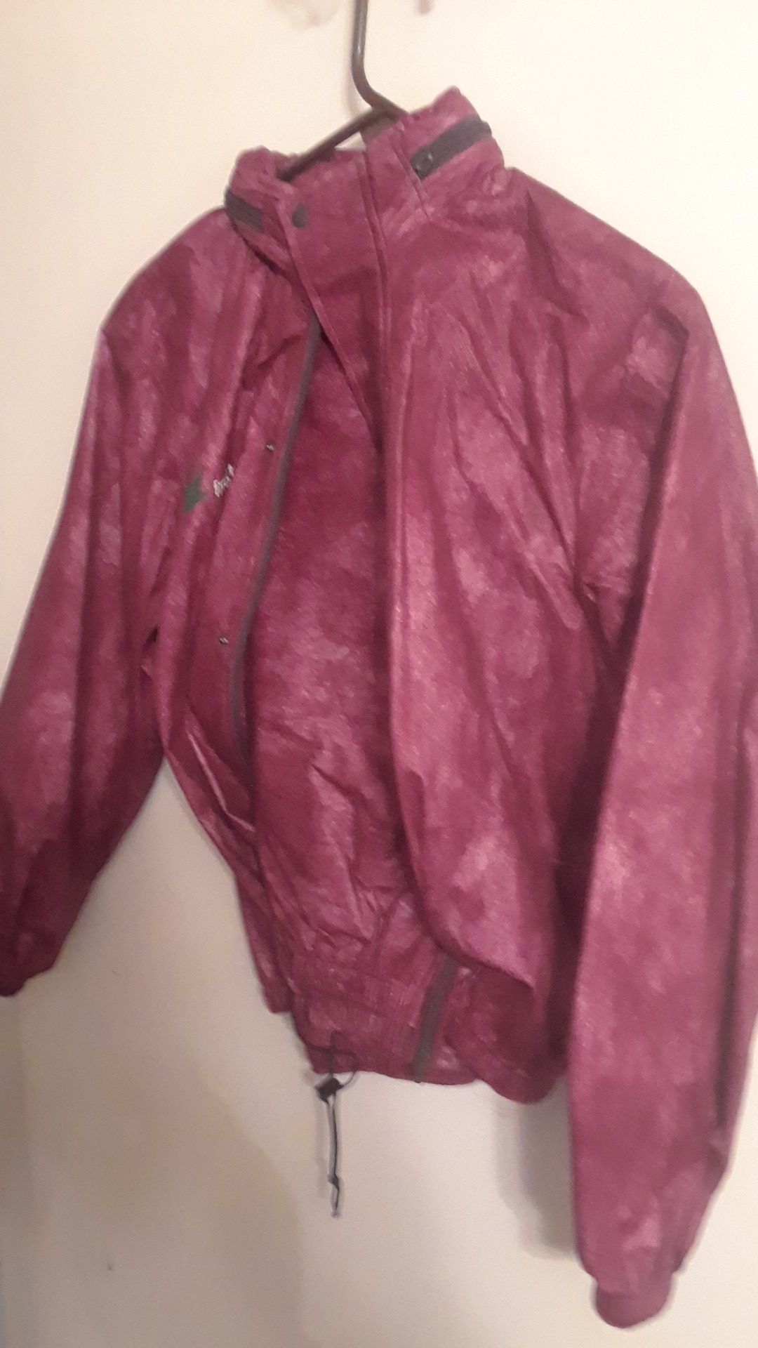 NWOT FroggToggs ladies rain suit sz small