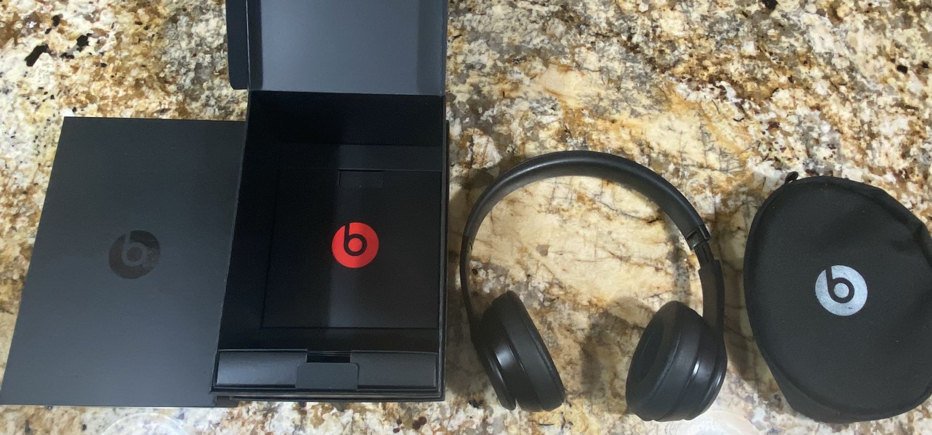 Beats Solo 3 Wireless Headphones