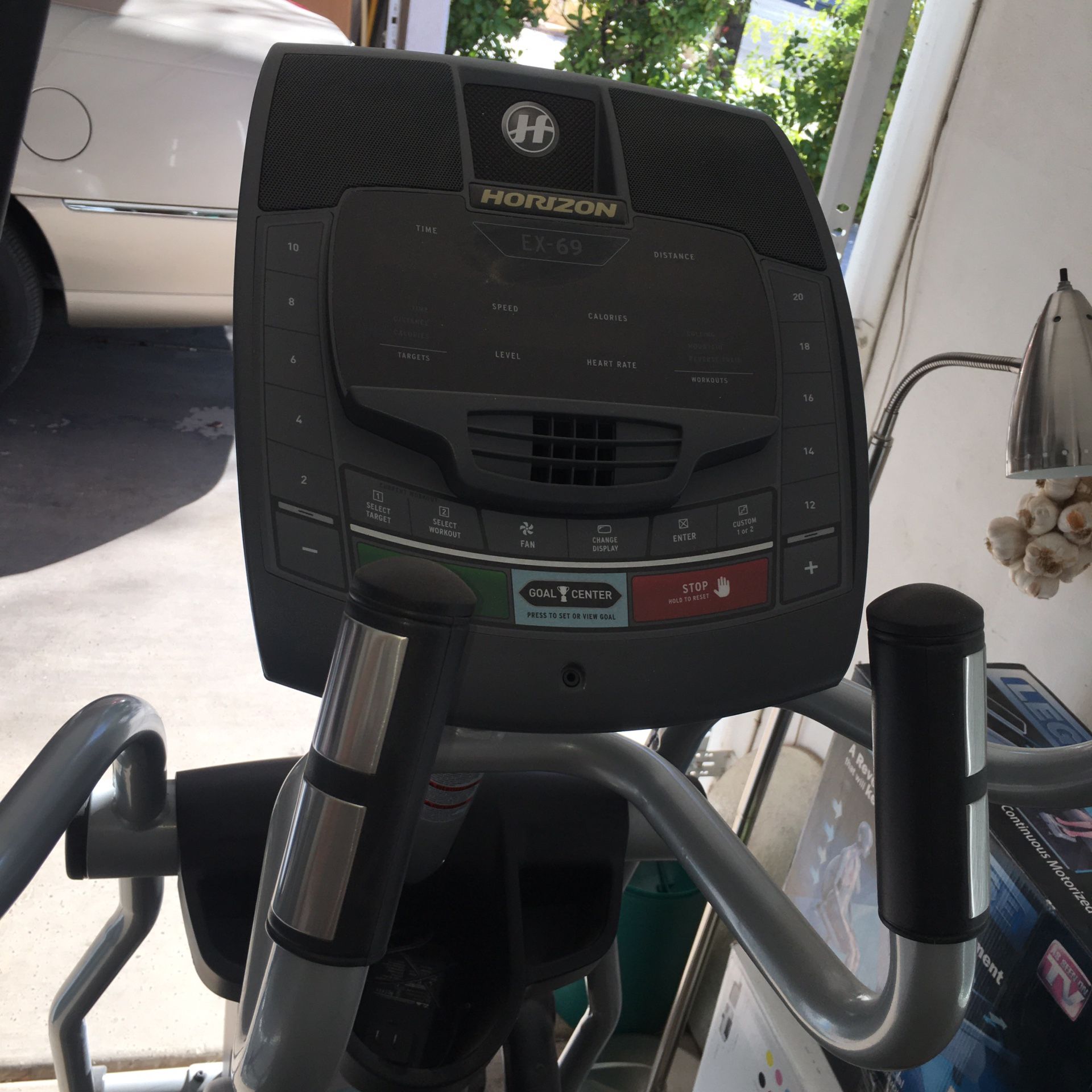 Price is for 1 Equipment Horizon Fitness EX69 ELLIPTICAL & PROFORM