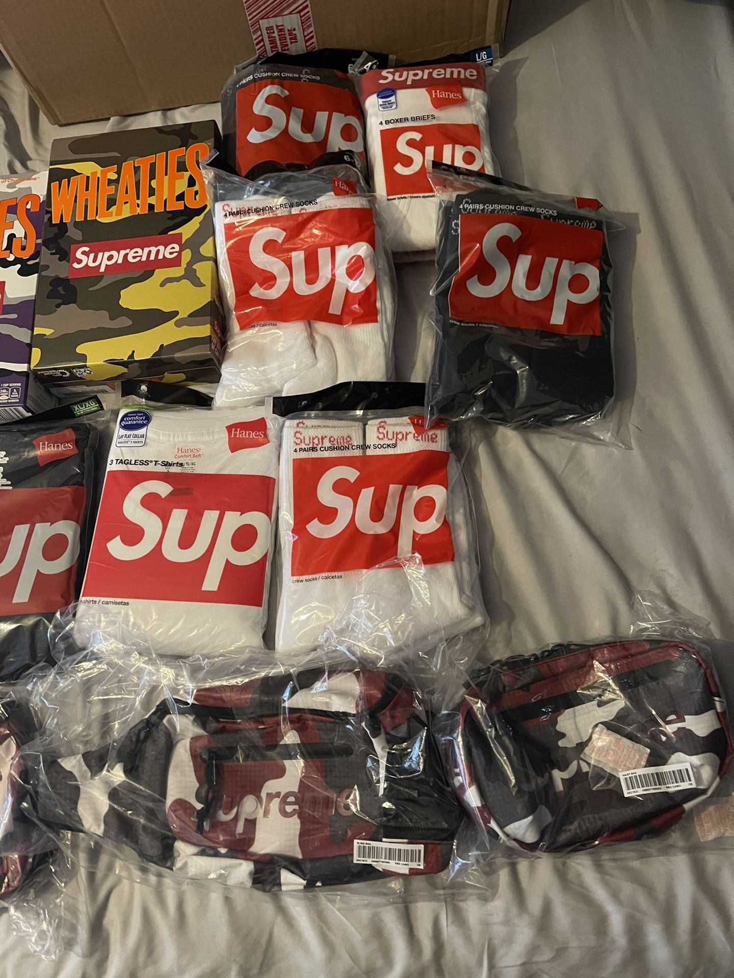 Supreme SS21