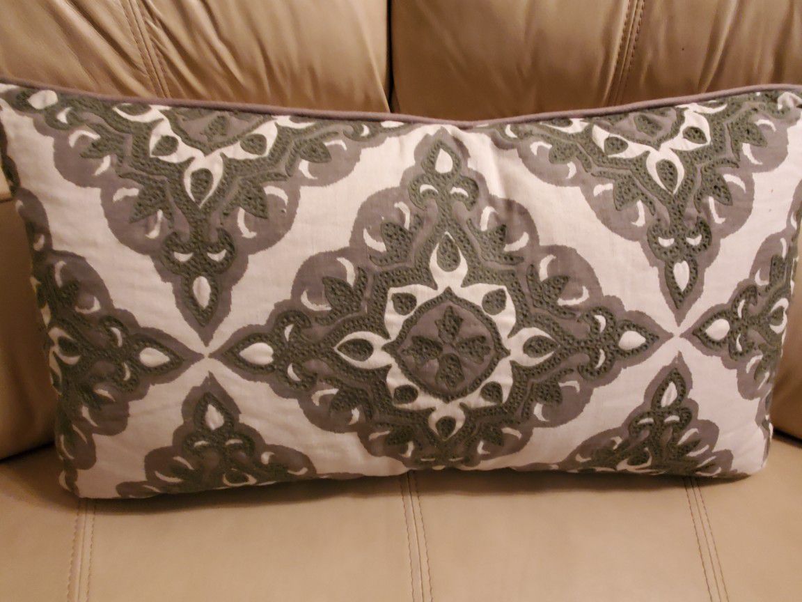 couch pillows