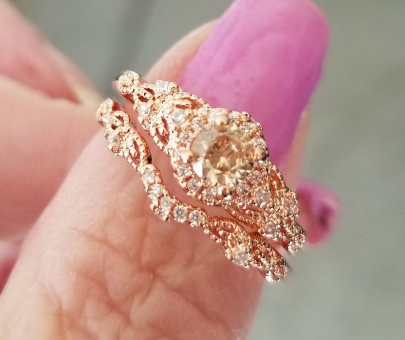 18k rose gold morganite wedding set... size 10