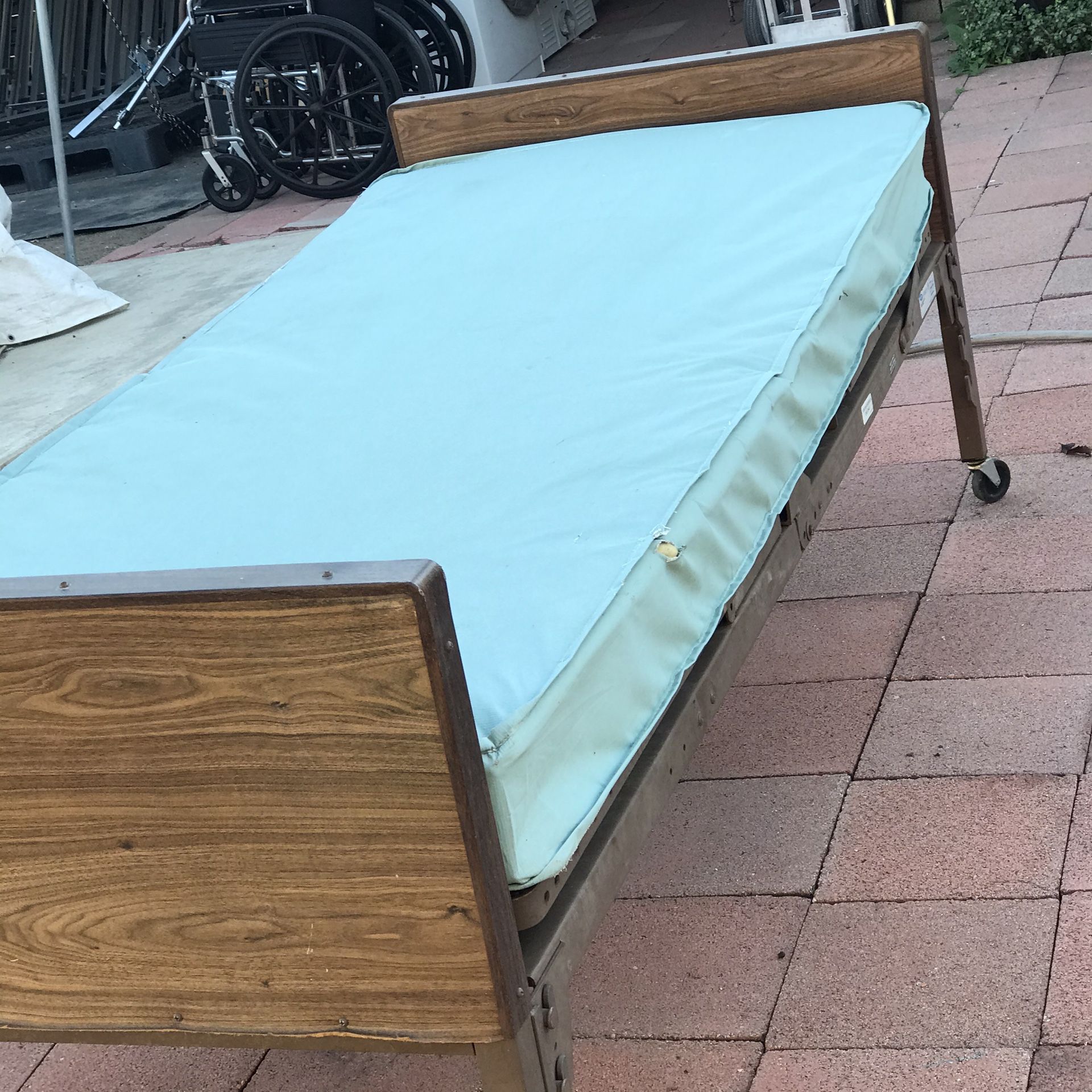 Hospital Electric Bed
