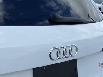 2014 Audi Q5 Thumbnail