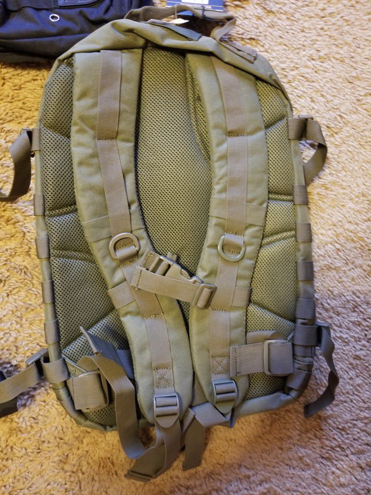 Backpacks, Tactical/Recon, Heavyweight Straps And Padding, New